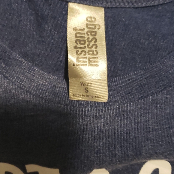 Just A Girl Who Loves Dinosaurs Sz S Blue Tee - Picture 2 of 4